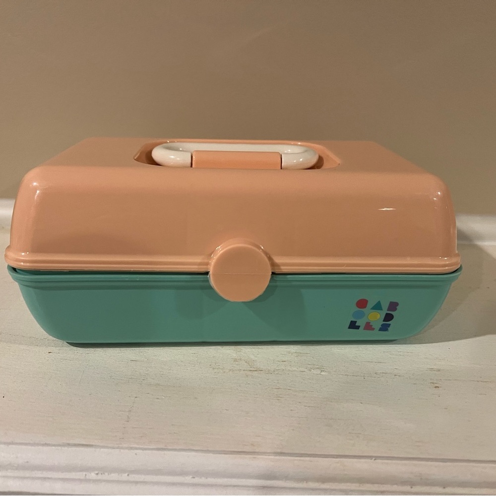 Mini caboodle peach &mint